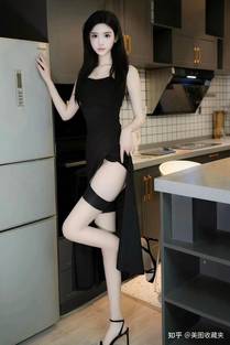 黄果短剧热播榜第九《十八线替身的春天》逆袭短剧海报